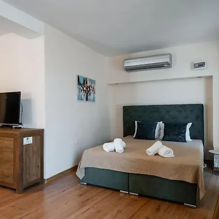 Cozy Studio With French Windows Appartement Plovdiv