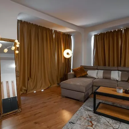 Cozy Studio With French Windows Διαμέρισμα *